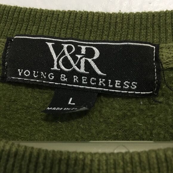 Y&R • Green Young and Reckless Sweater Large - Picture 6 of 6